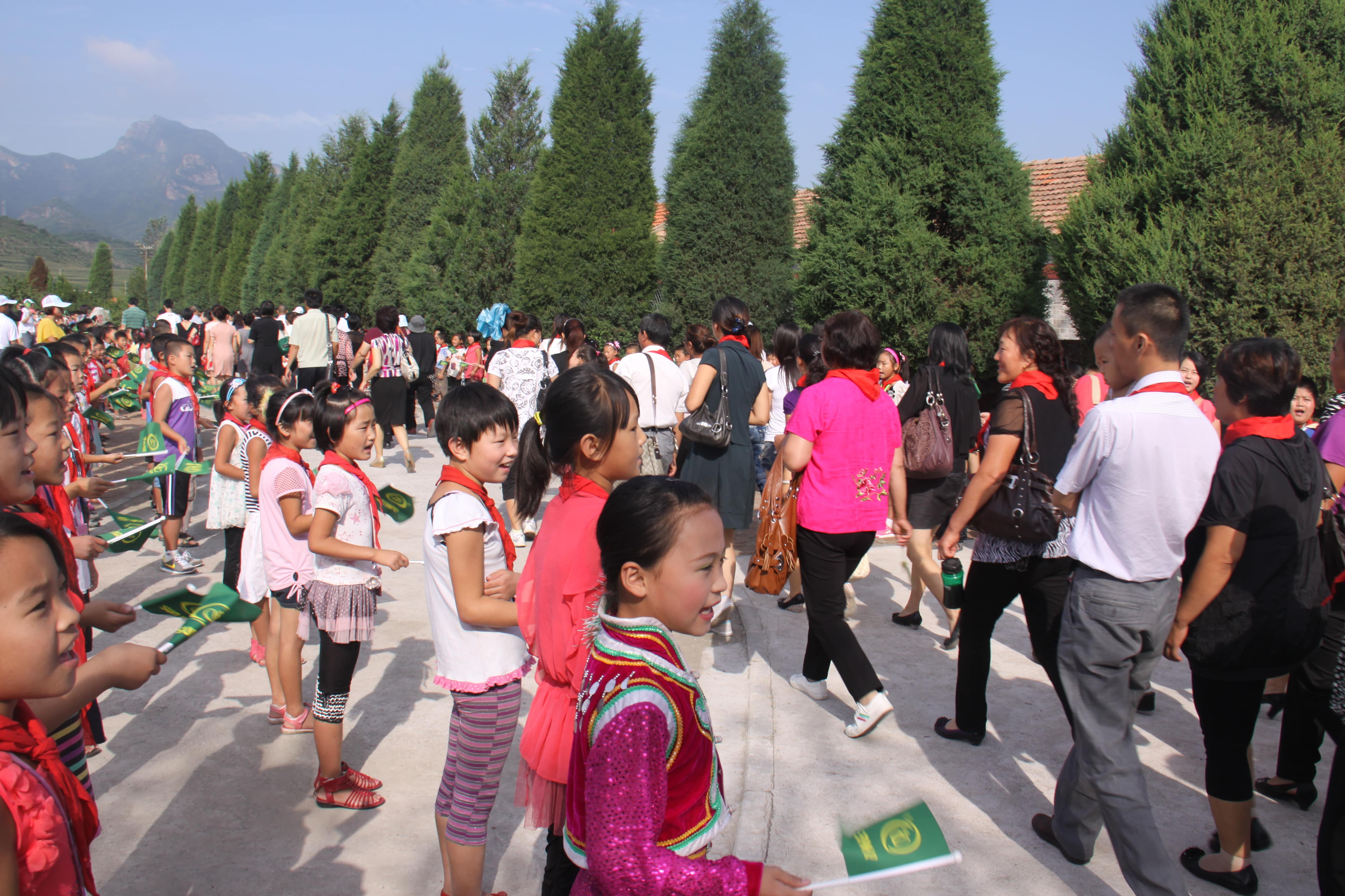第17所 承德市乌龙矶华体会官方网站-华体会在线官网
牛艳玲小学