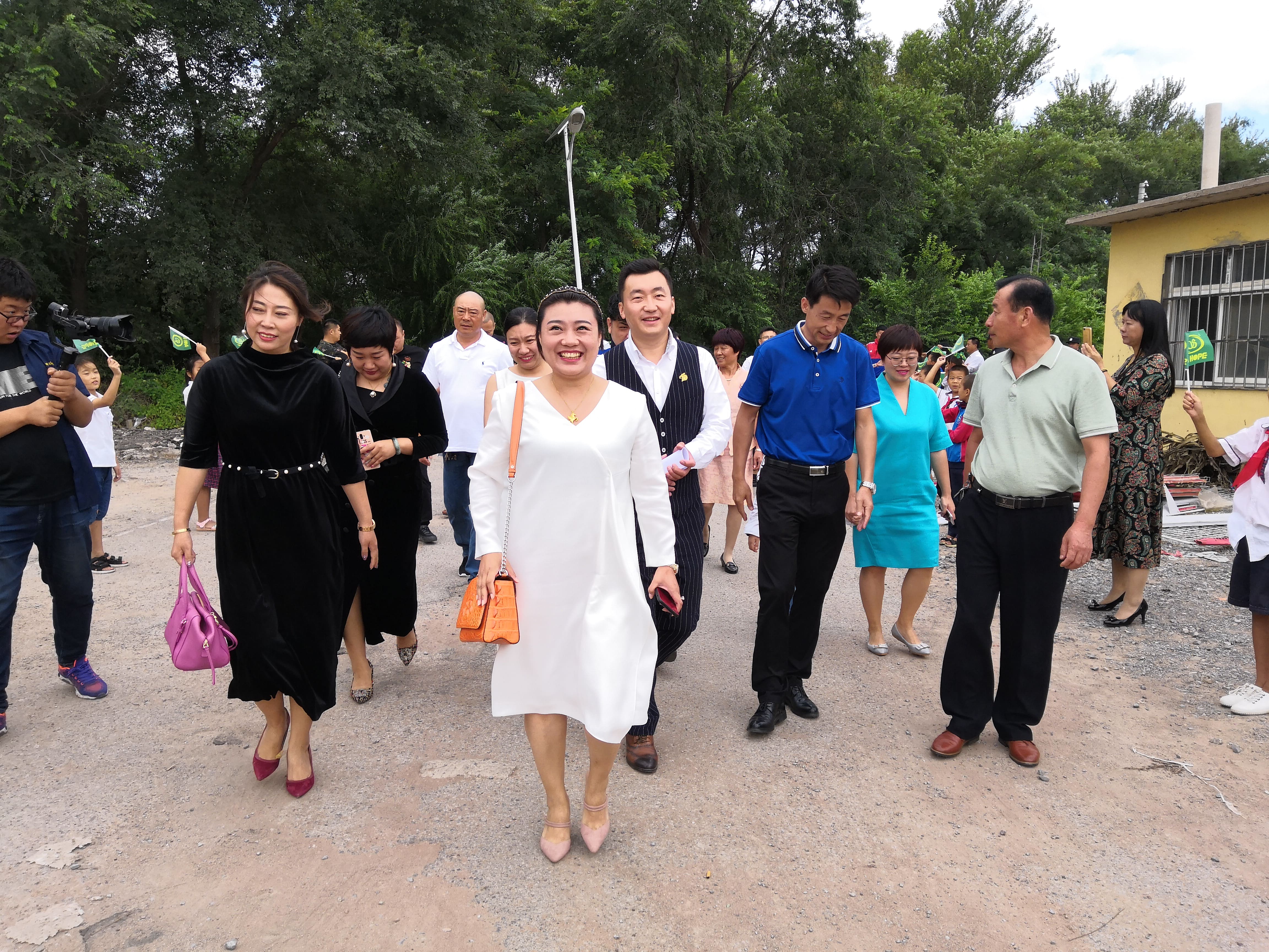 第160所 瓦房店市西杨乡华体会官方网站-华体会在线官网
李佳燚小学